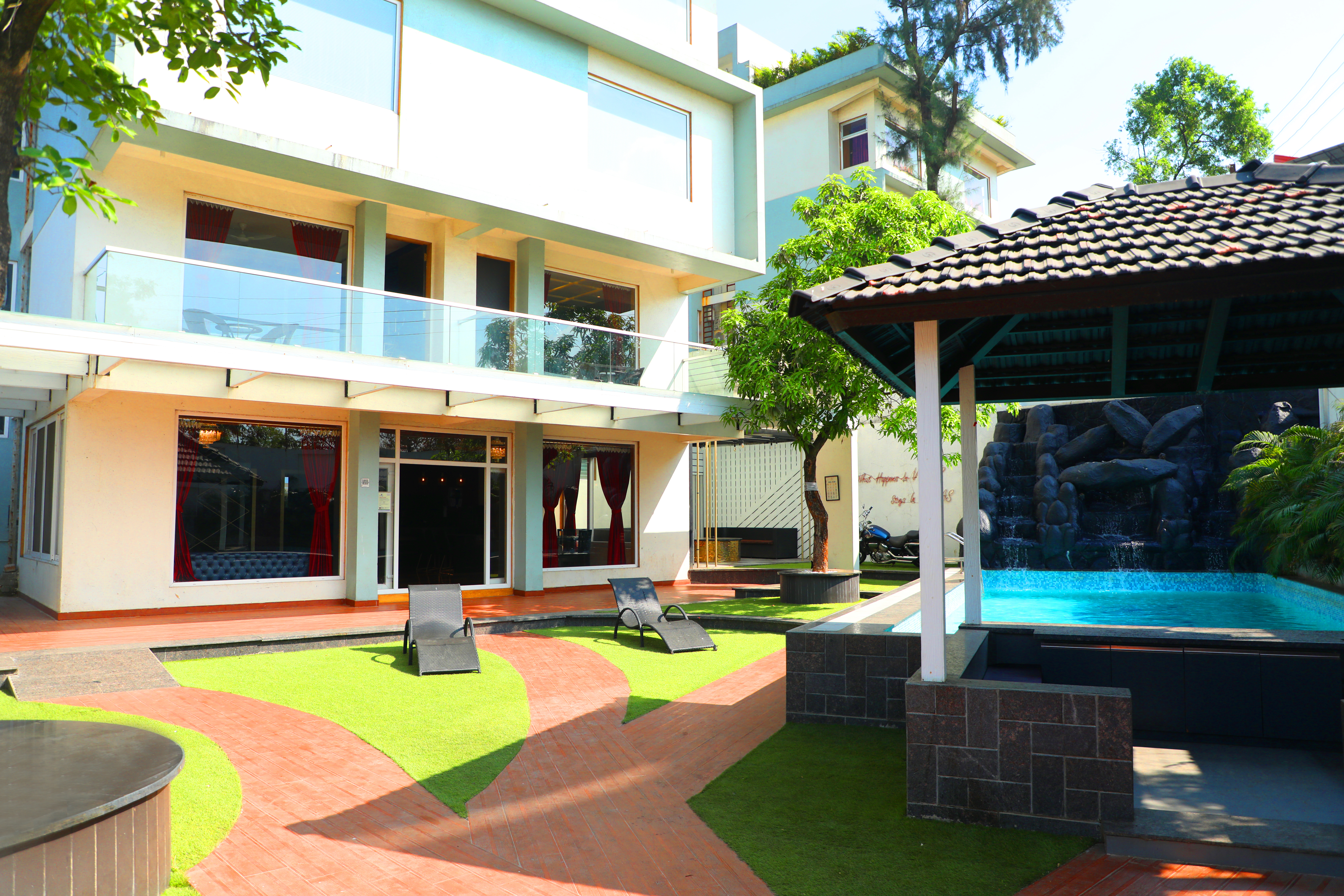 Vegas Villa by Shiloh stays
