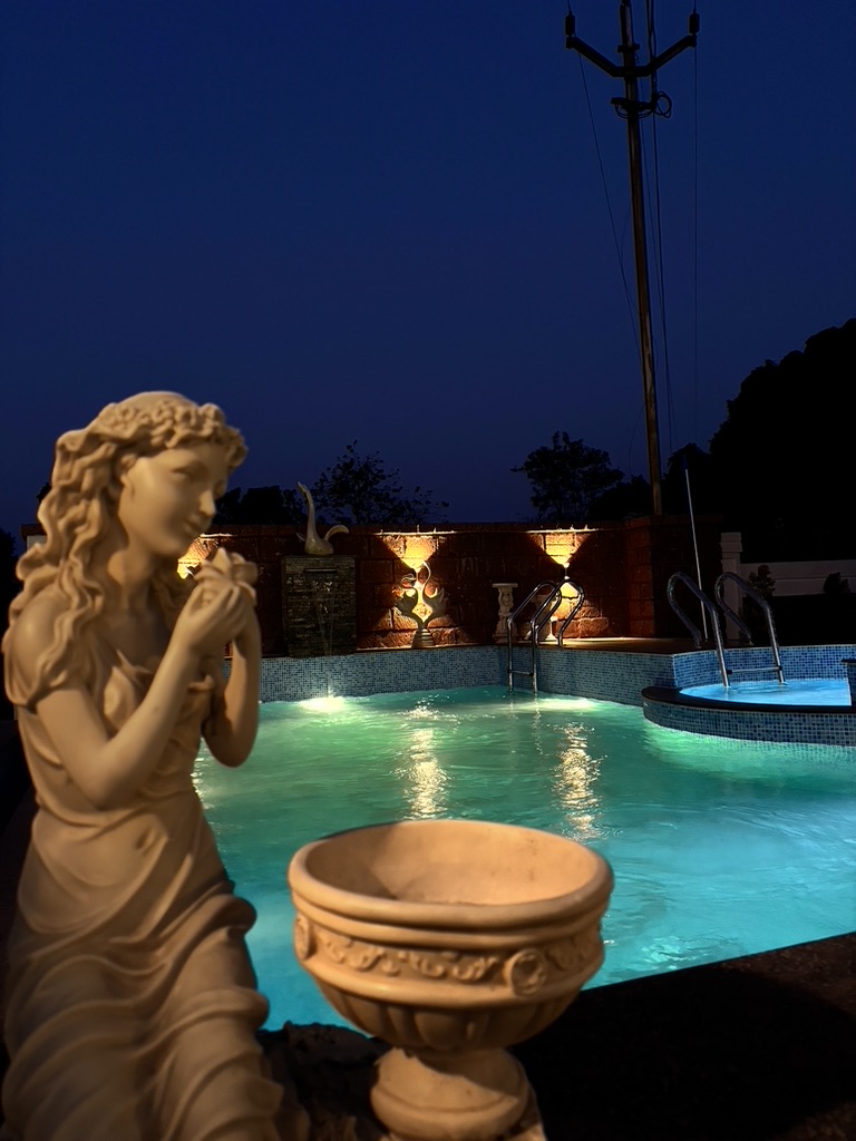 Iconic Villa 2 Rooms